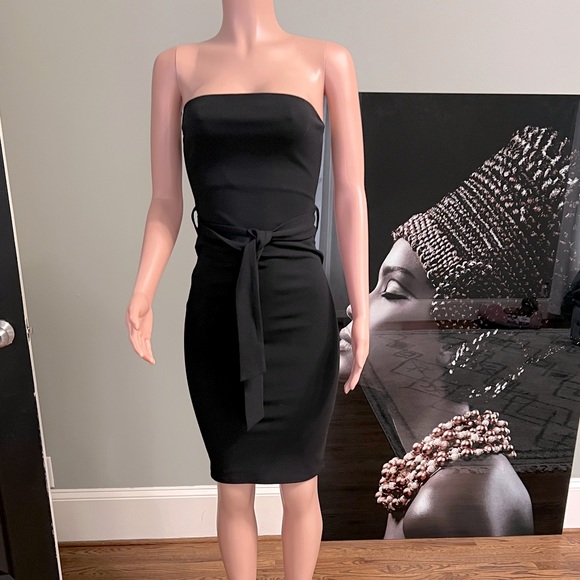 “All American” Black Bandeau Top MIDI Dress. Very Classy & Sexy. Size US 4. - Picture 5 of 5